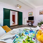 Apartments And Rooms Villa Dea Adults Only